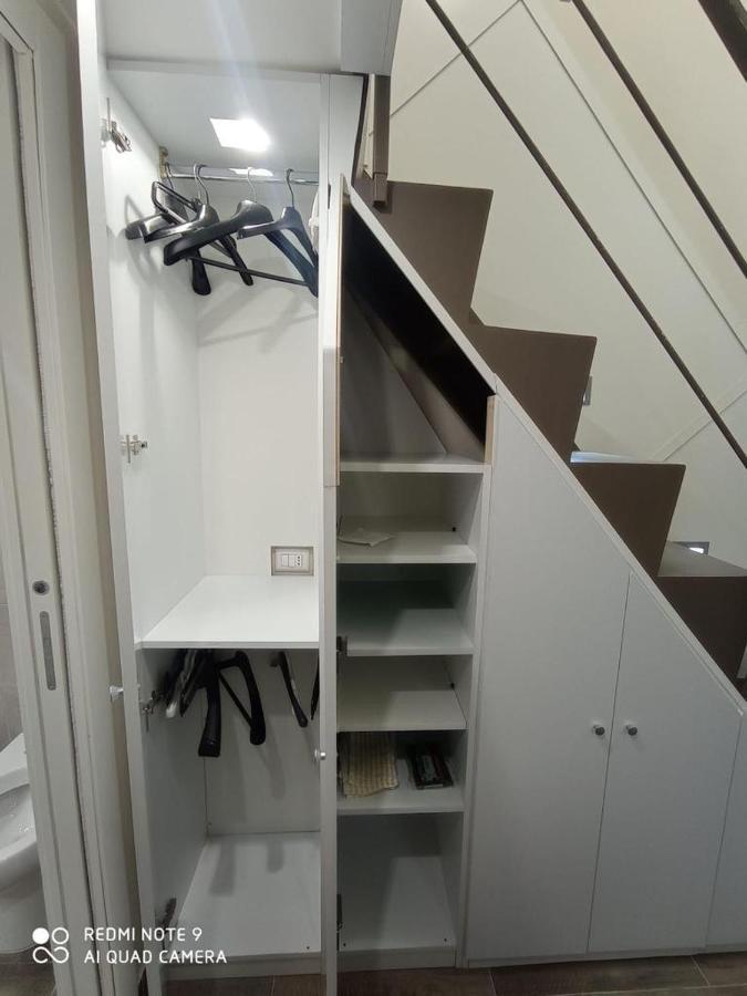 The Small House In Naples Apartman Kültér fotó